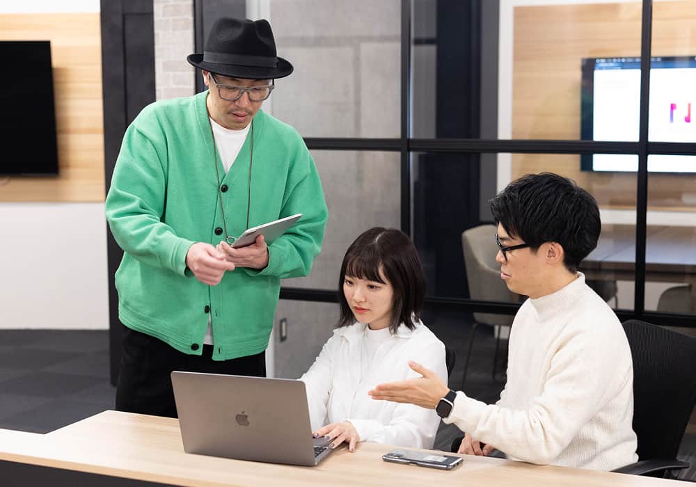 初期構築から運用まで専任担当によるワンストップ対応の様子